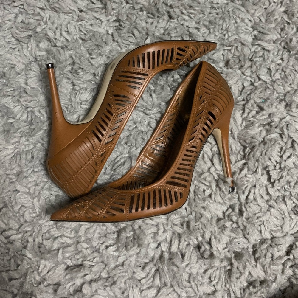 BCBG Pointy heels